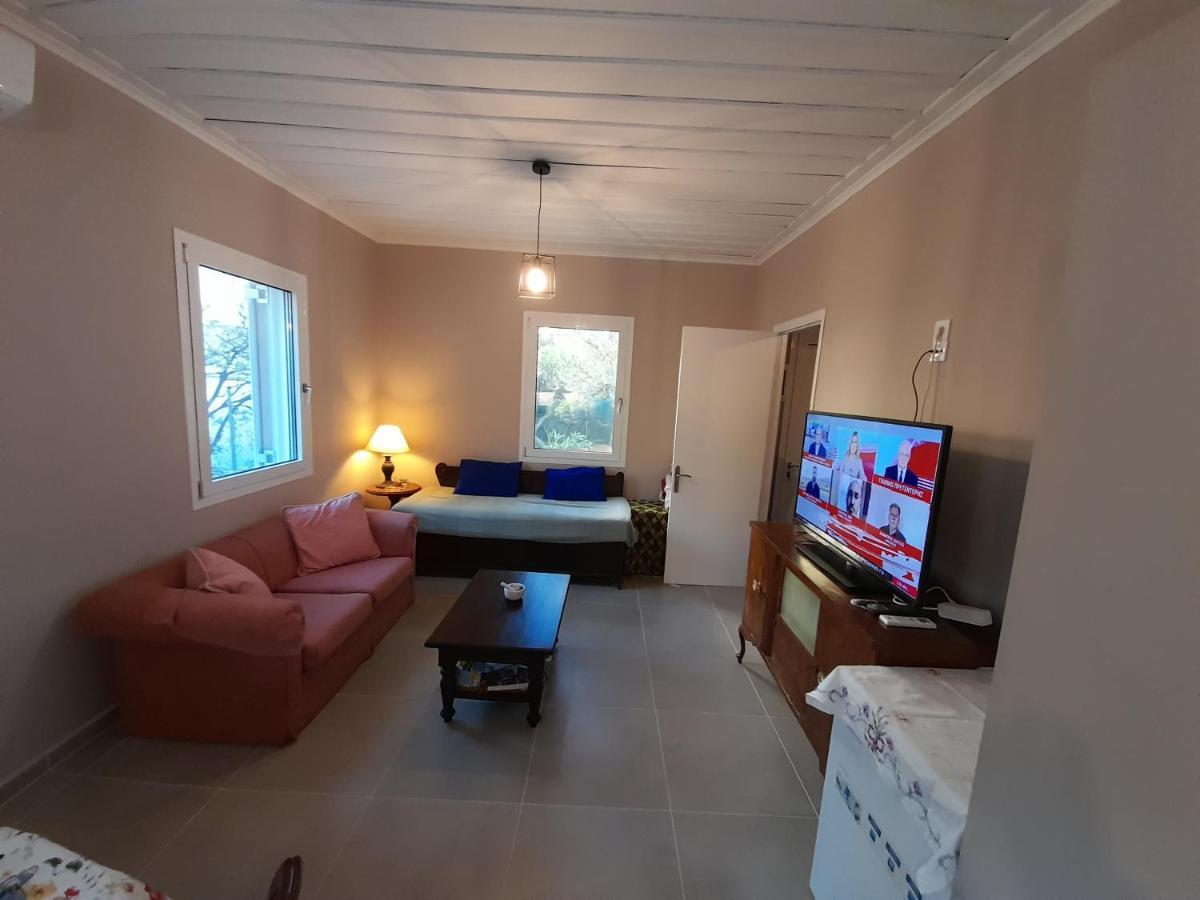 Katoικια Villa Lourdata  Exterior photo
